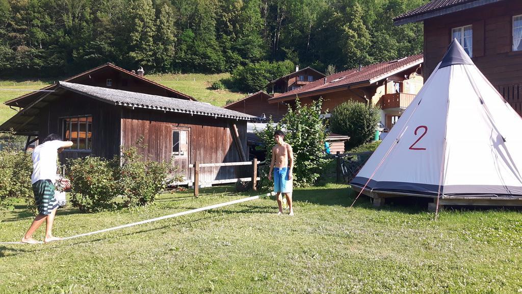 Lake Lodge Hostel Iseltwald Exterior foto
